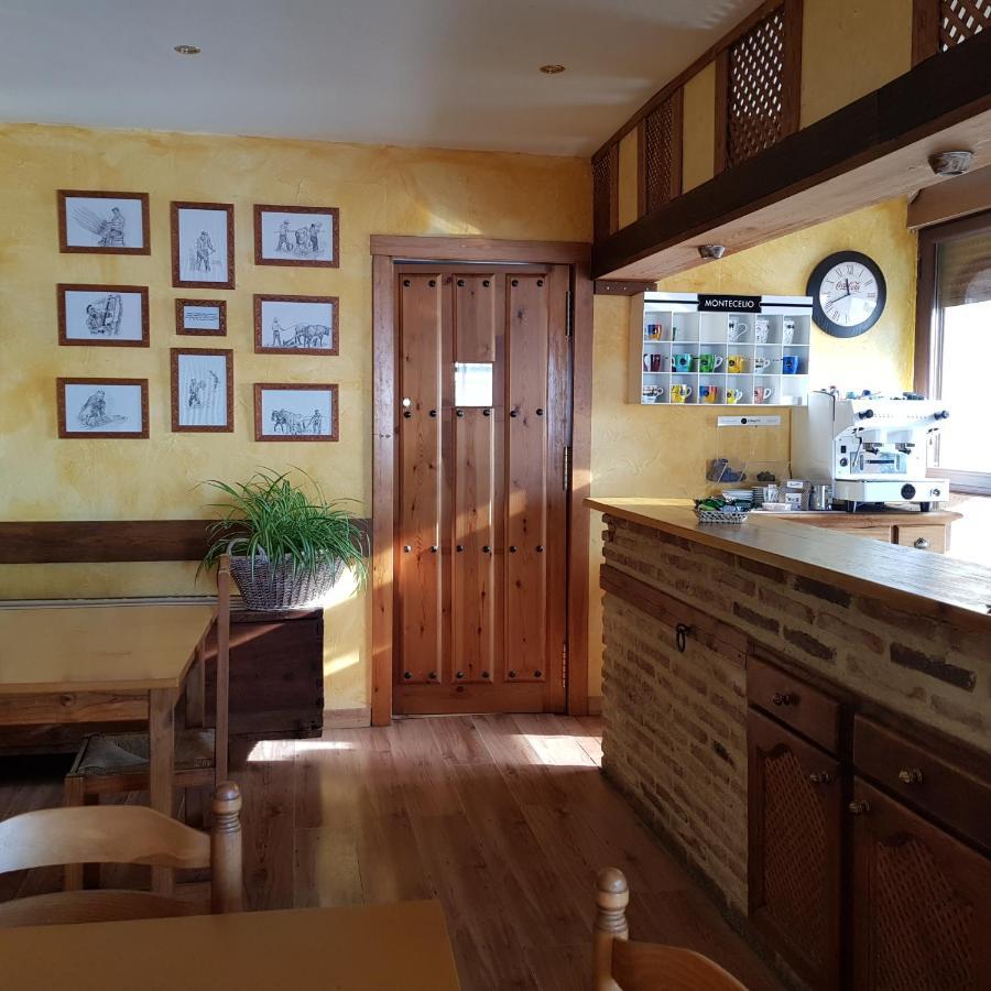 Puerta Al Duraton Bed & Breakfast Sebulcor Bagian luar foto