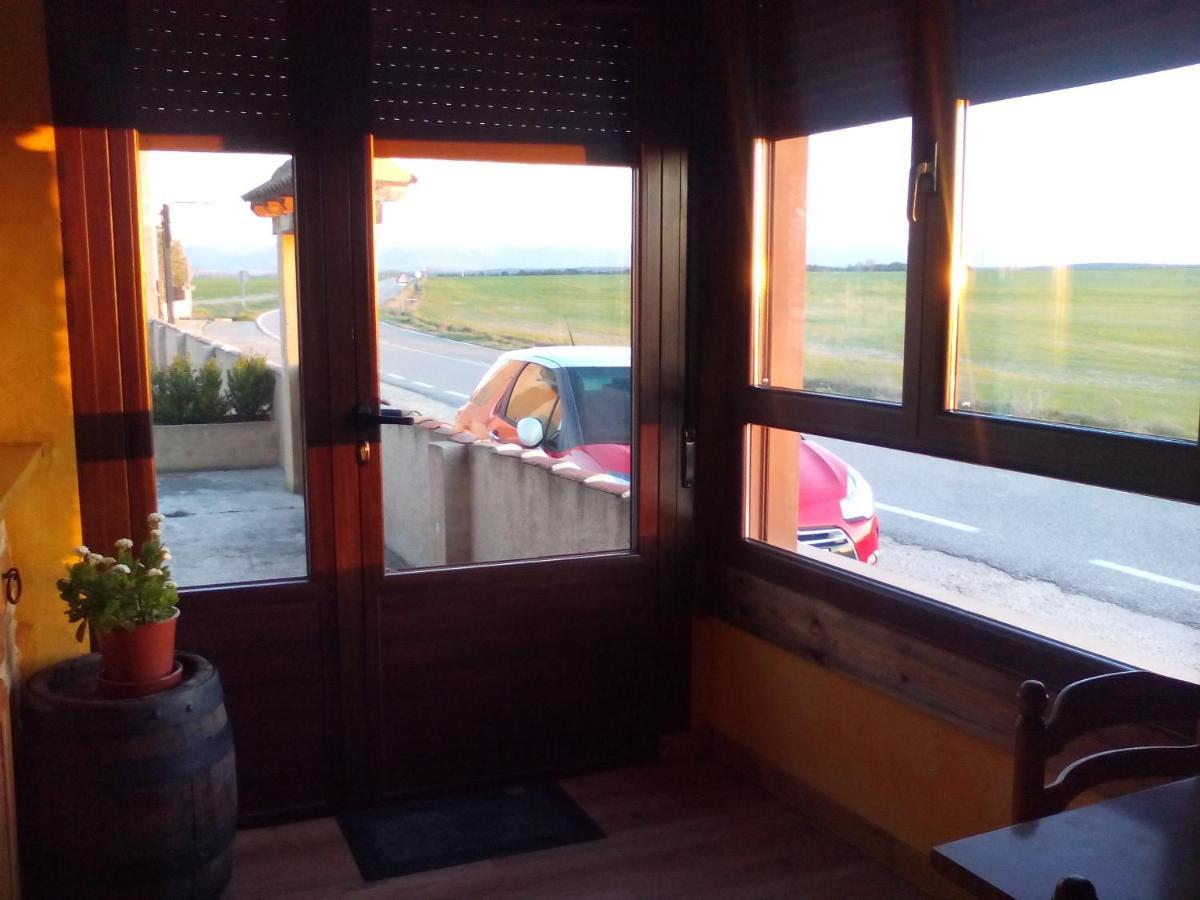 Puerta Al Duraton Bed & Breakfast Sebulcor Bagian luar foto
